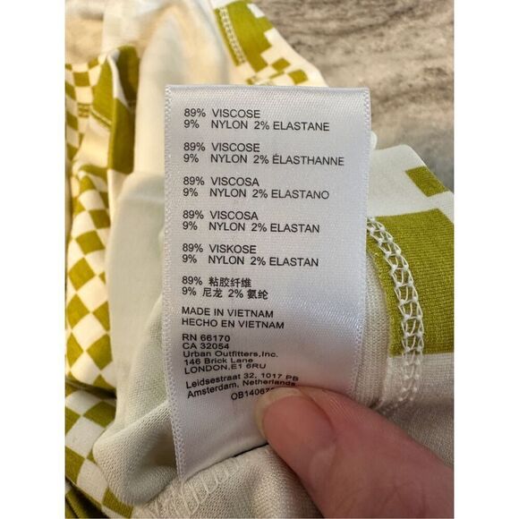 NWT Urban Outfitters Green and White Checkered Pleated Skater Mini Skirt Size Me - Picture 7 of 7